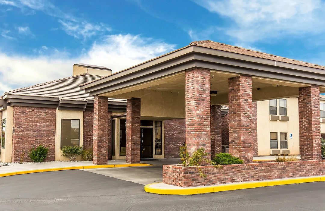 Comfort Inn & Suites Near Fallon Naval Air Station-1