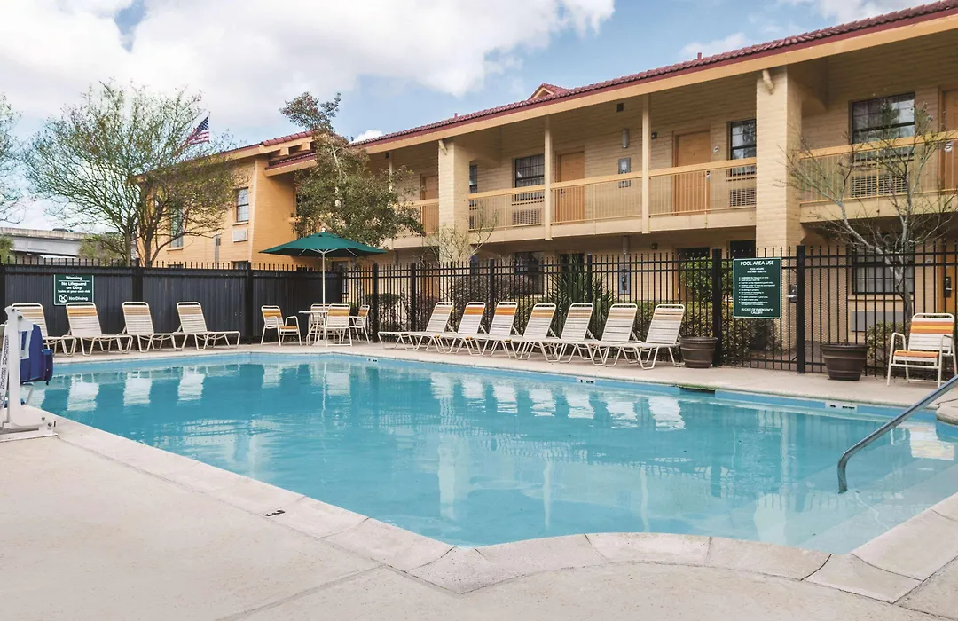 La Quinta Inn By Wyndham New Orleans West Bank / Gretna-1