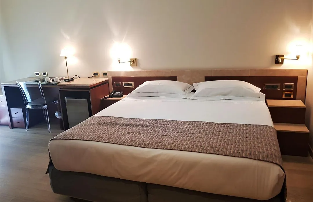 Astra Hotel-1