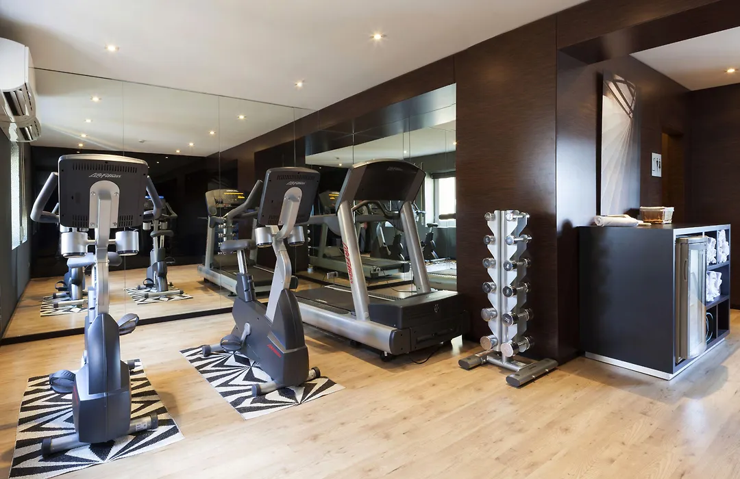 Ac Hotel Carlton Madrid By Marriott-1