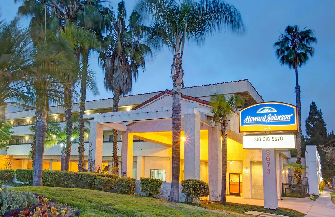 Howard Johnson By Wyndham Torrance-1