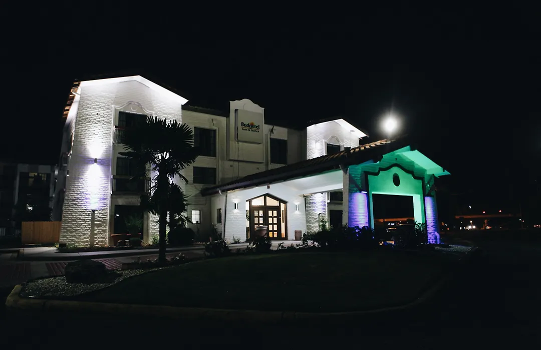 All Seasons Inn & Suites-1