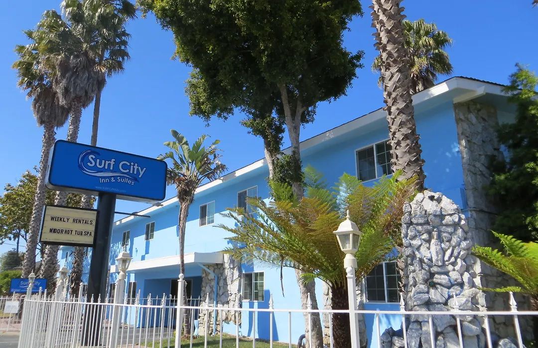 Surf City Inn & Suites-1