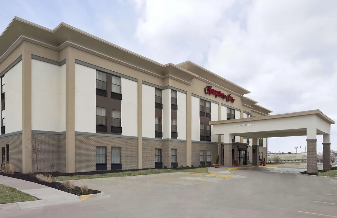 Hampton Inn Findlay-1
