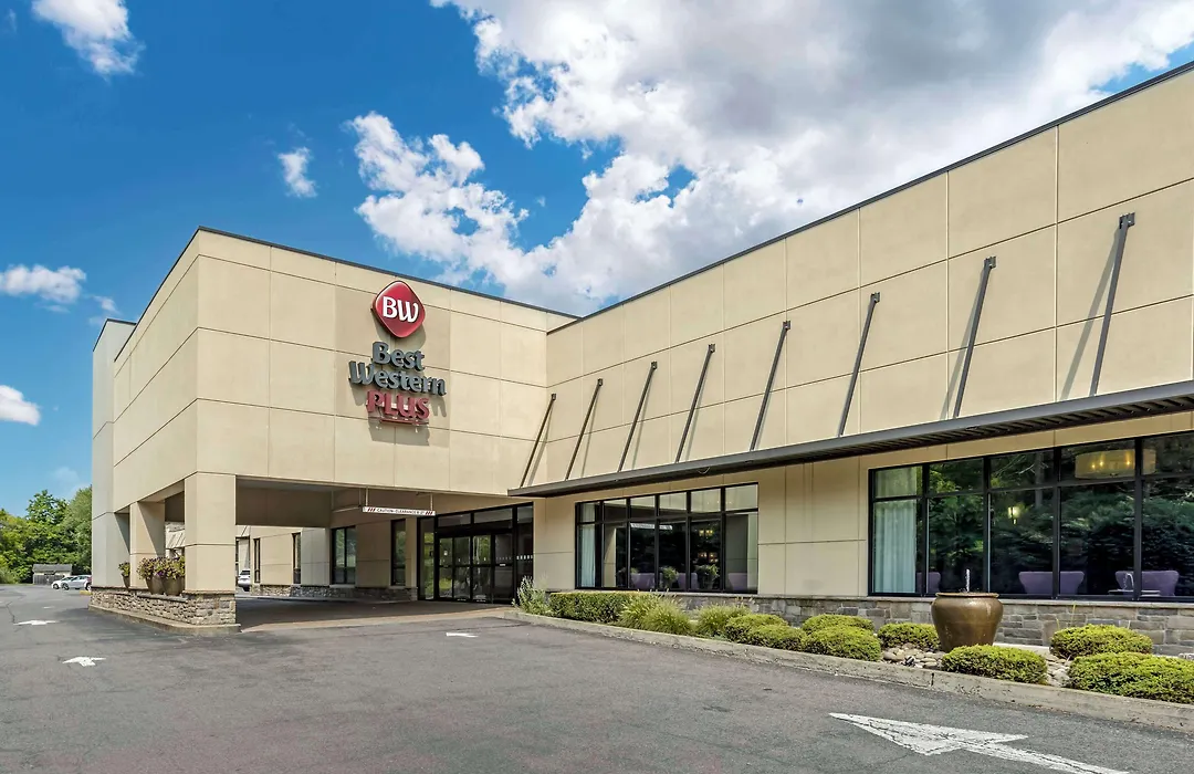 Best Western Plus Kingston Hotel And Conference Center-1
