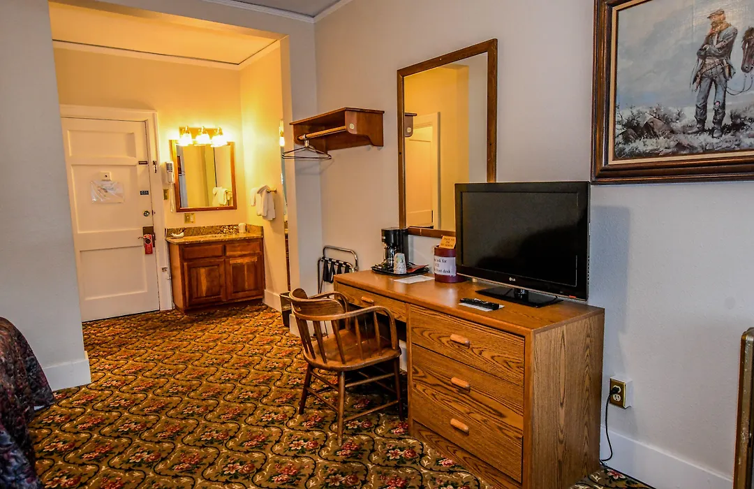 Irma Hotel-1