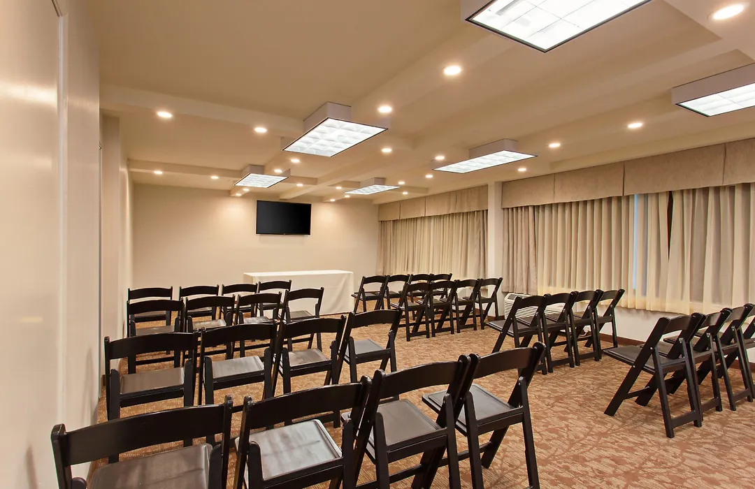 Holiday Inn West Covina, An Ihg Hotel-1
