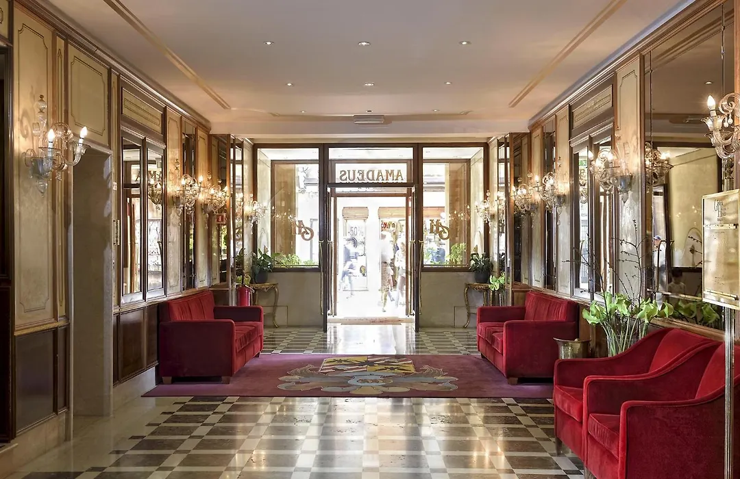 Hotel Amadeus-1