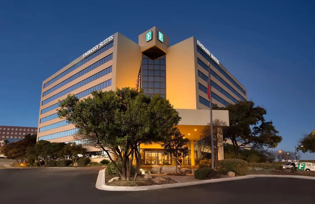 Embassy Suites San Antonio Airport-1