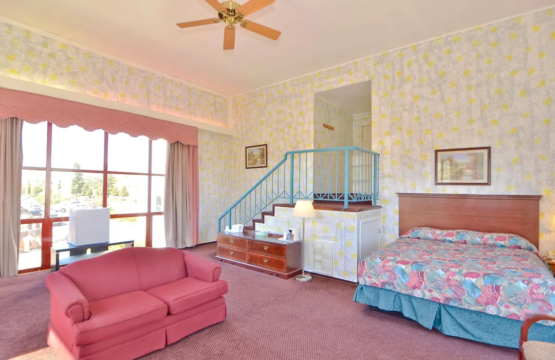 Americas Best Value Inn-1