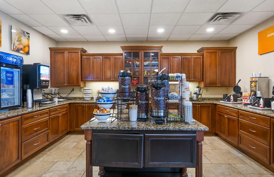 Comfort Inn & Suites Watertown - 1000 Islands-1