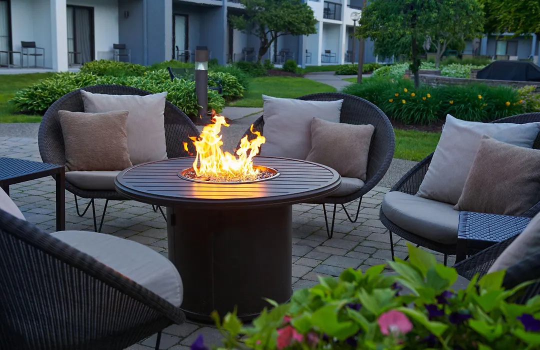 Courtyard By Marriott Detroit Troy-1