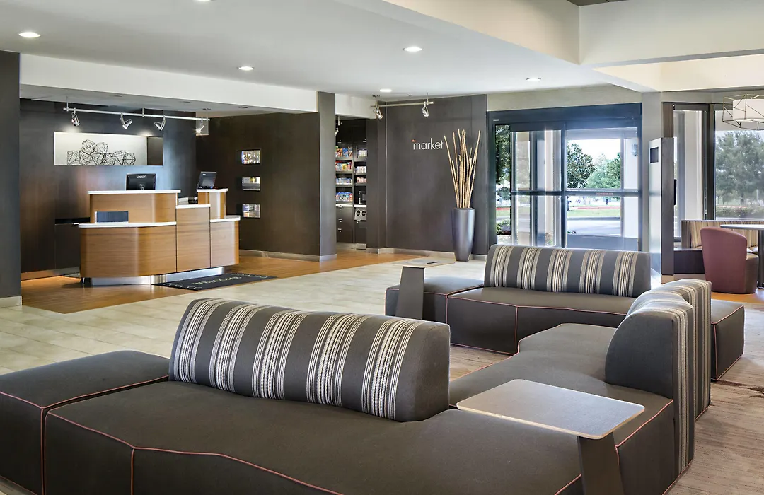 Courtyard By Marriott Dallas Arlington Entertainment District-1