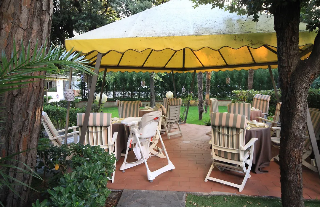 Raffaelli Park Hotel-1