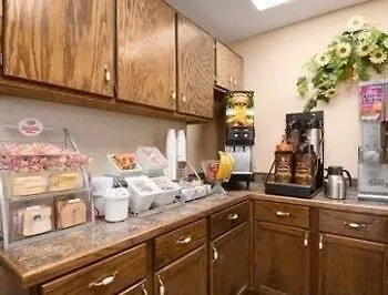 Super 8 By Wyndham Hattiesburg North - University Area-1
