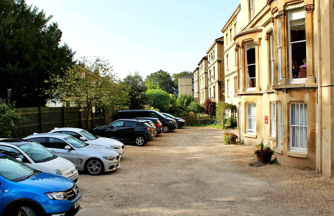 Victoria Square Hotel Clifton Village-1