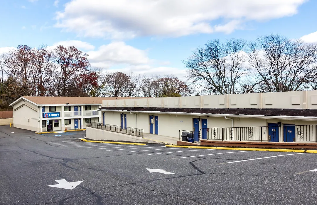 Motel 6 New Brunswick-1