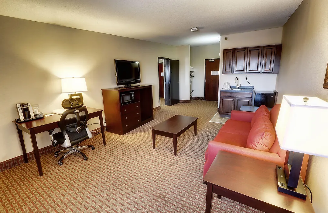 Clarion Hotel Convention Center-1