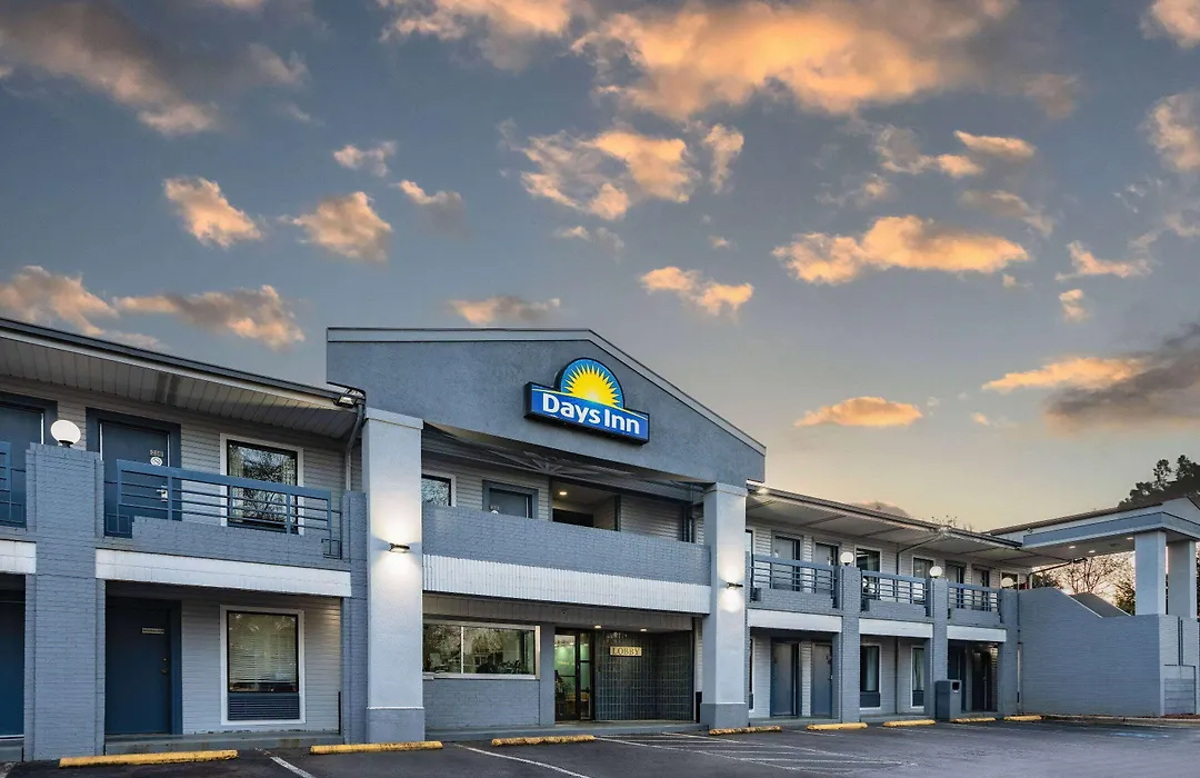 Days Inn By Wyndham Raleigh Glenwood-Crabtree-1