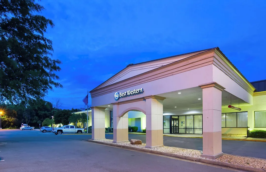 Best Western Leesburg-1