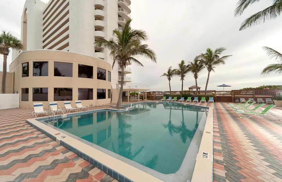 Radisson Suite Hotel Oceanfront-1