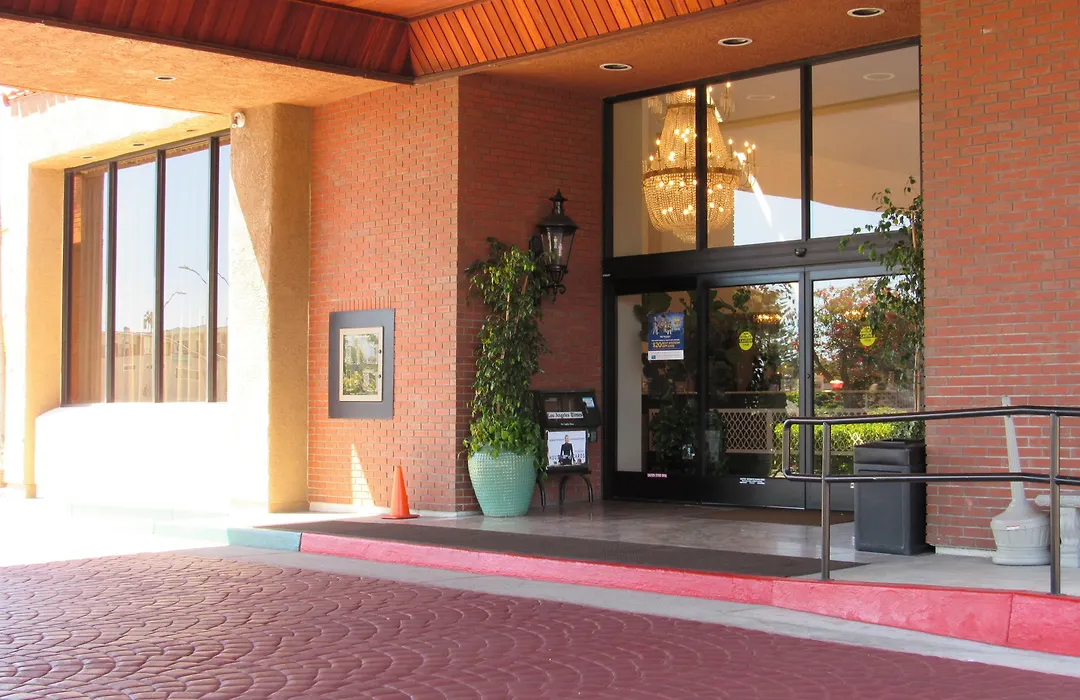 Best Western Plus Redondo Beach Inn-1