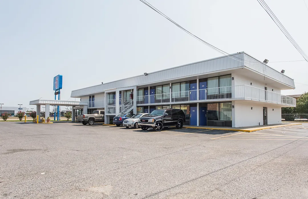 Motel 6 West Memphis Arkansas-1