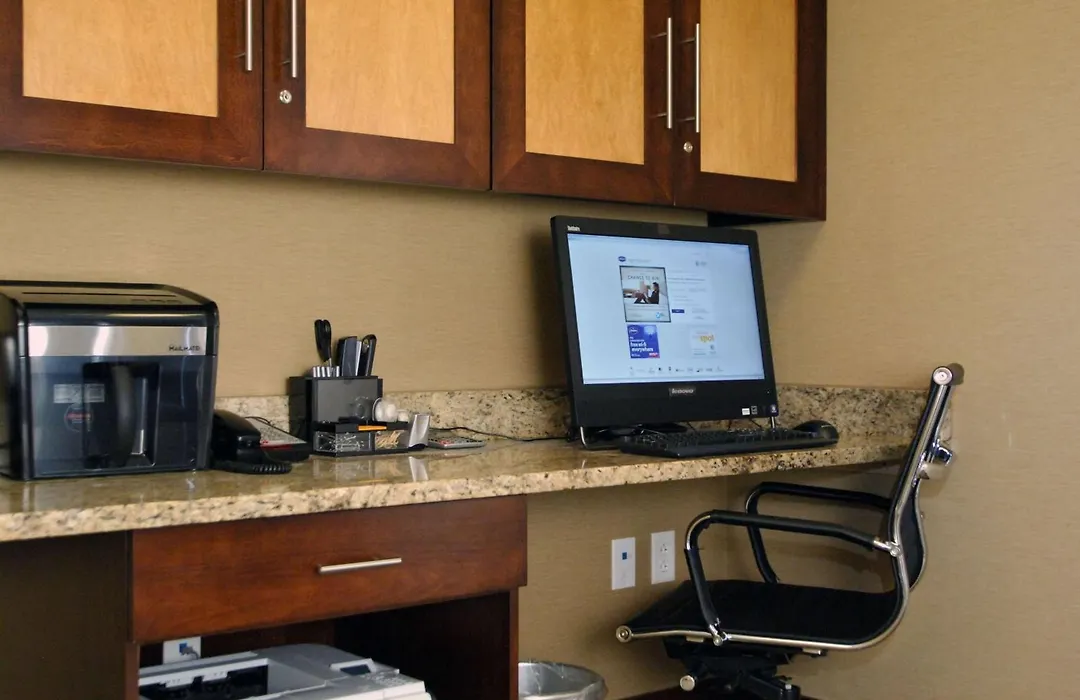 Hampton Inn & Suites Philadelphia/Bensalem-1