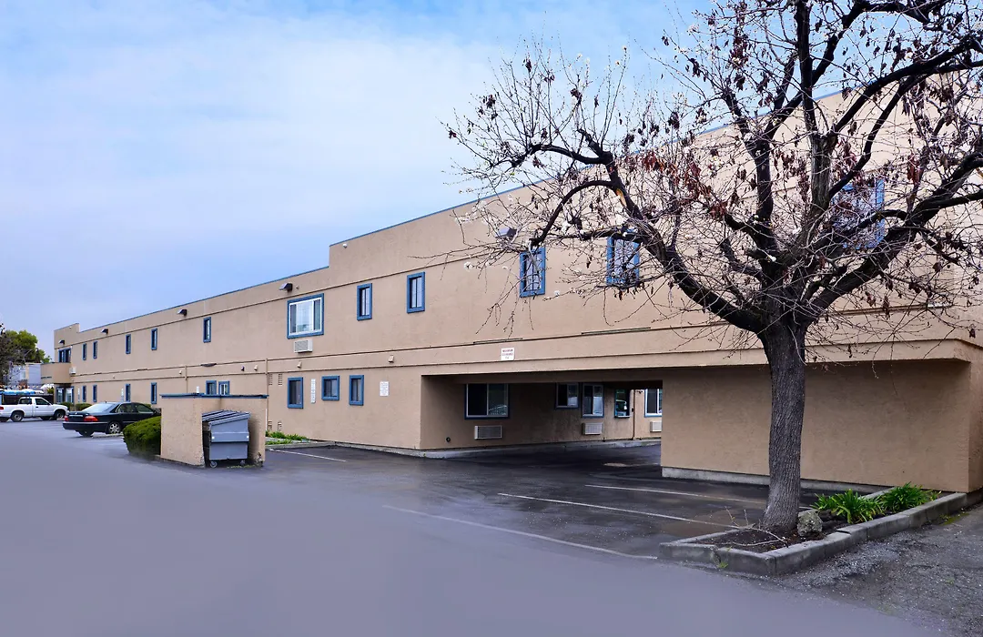 Good Living Inn-1