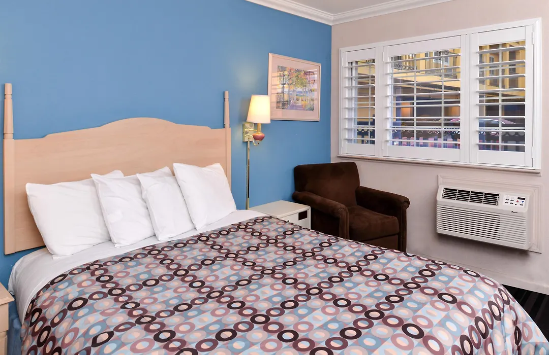 Napa Valley Hotel & Suites-1