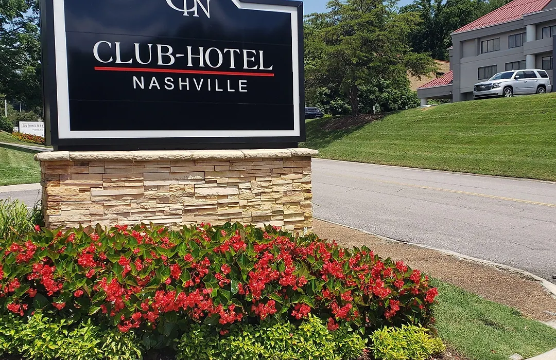 Club Hotel Nashville Inn & Suites-1