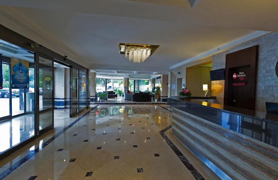 Best Western Plus Hotel Konak-1