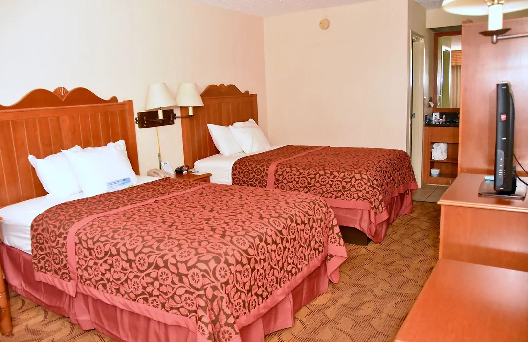 Days Inn By Wyndham Las Cruces-1
