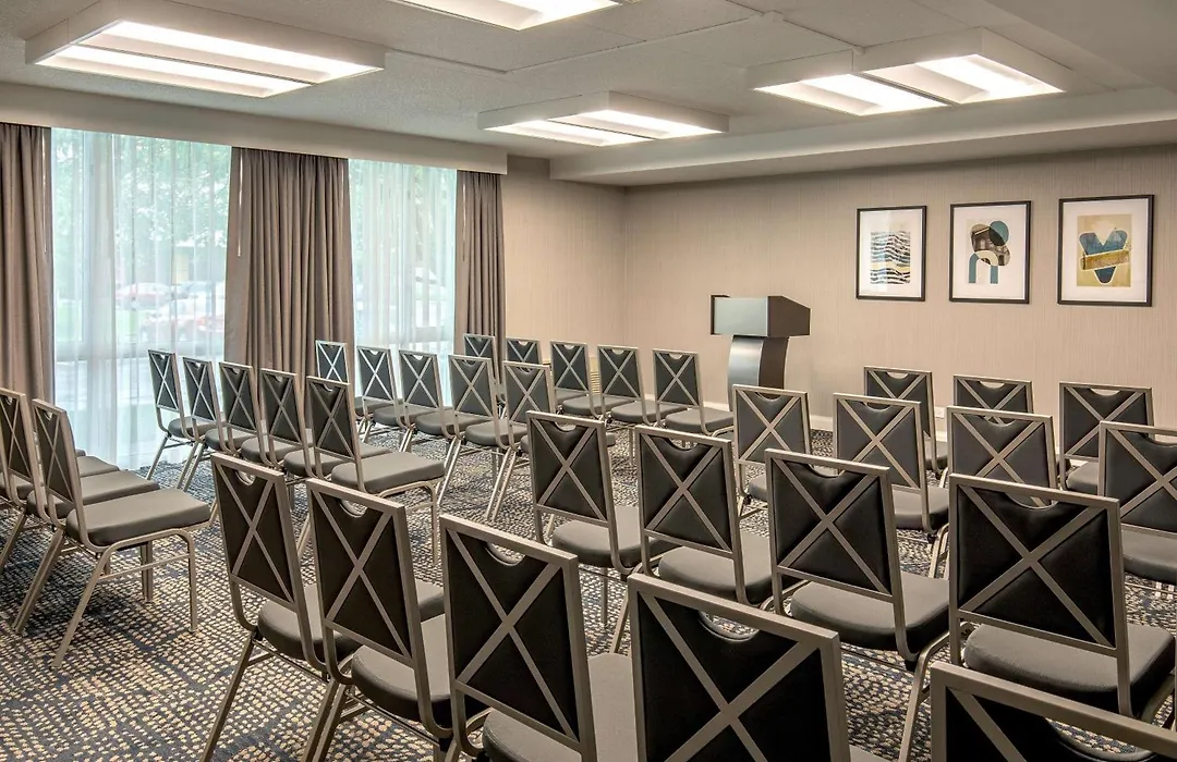 Doubletree By Hilton Hotel And Conference Center Chicago North Shore-1