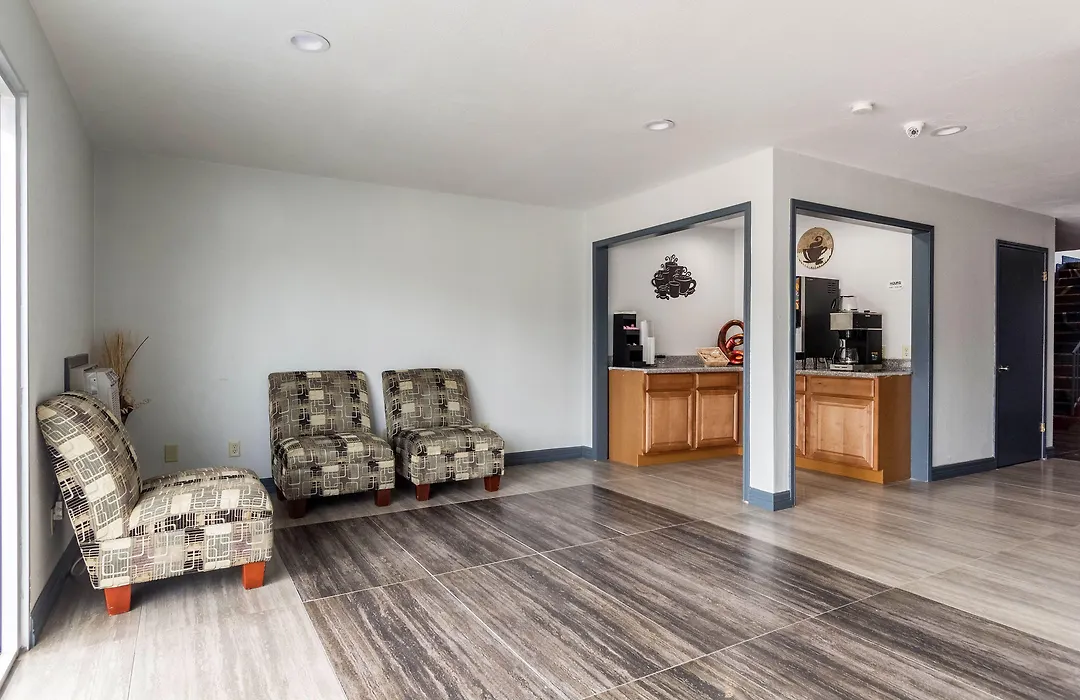 Scottish Inn And Suites Tomball-1
