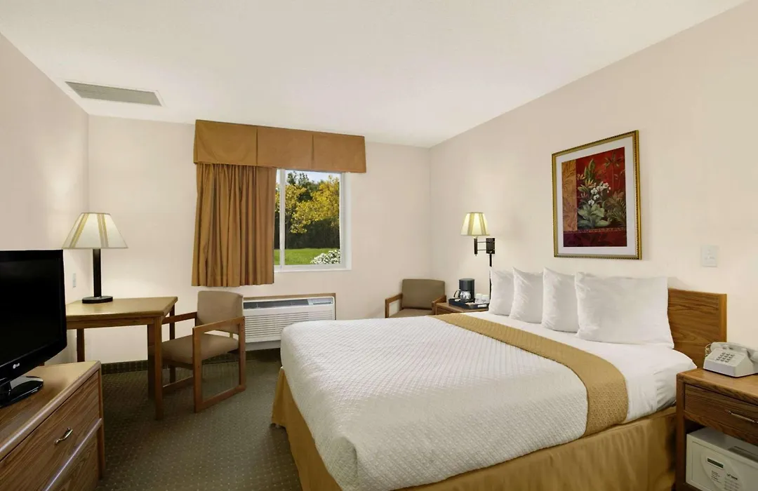 Days Inn By Wyndham Rapid City-1
