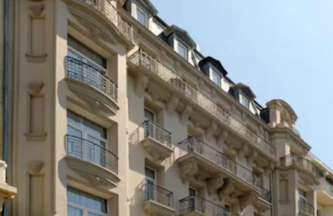 Hôtel Amirauté-1