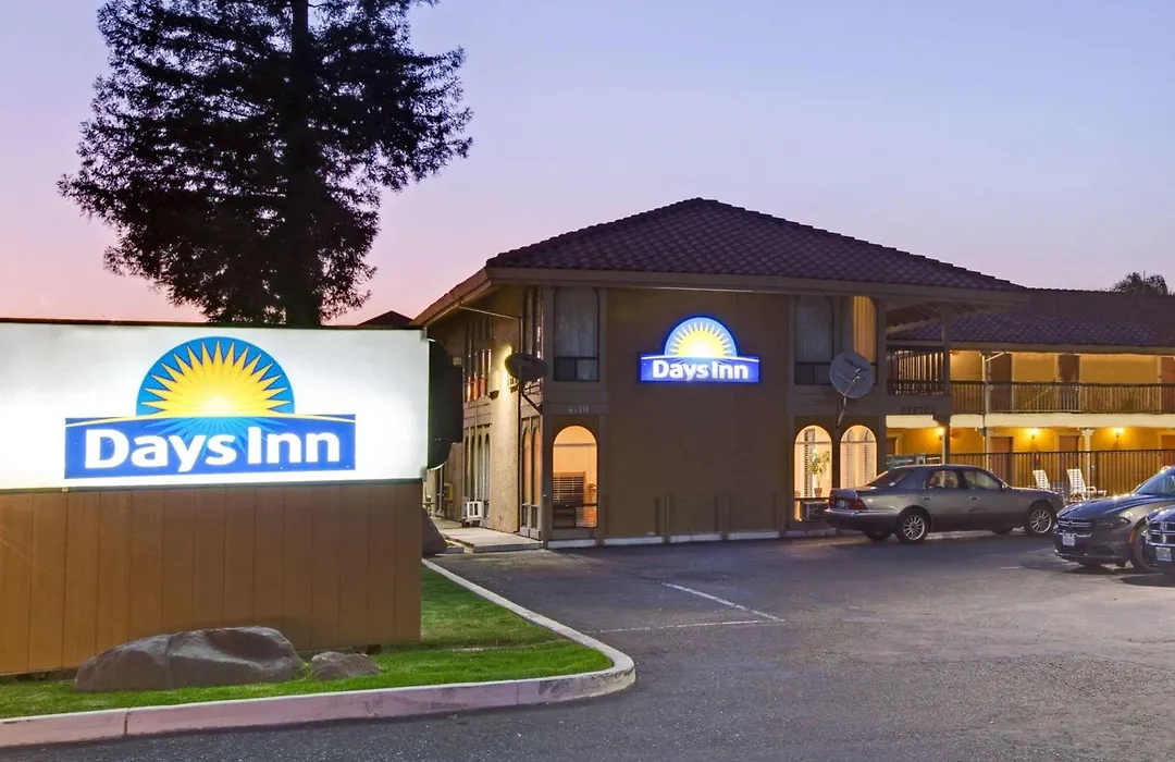 Days Inn By Wyndham San Jose Convention Center-1