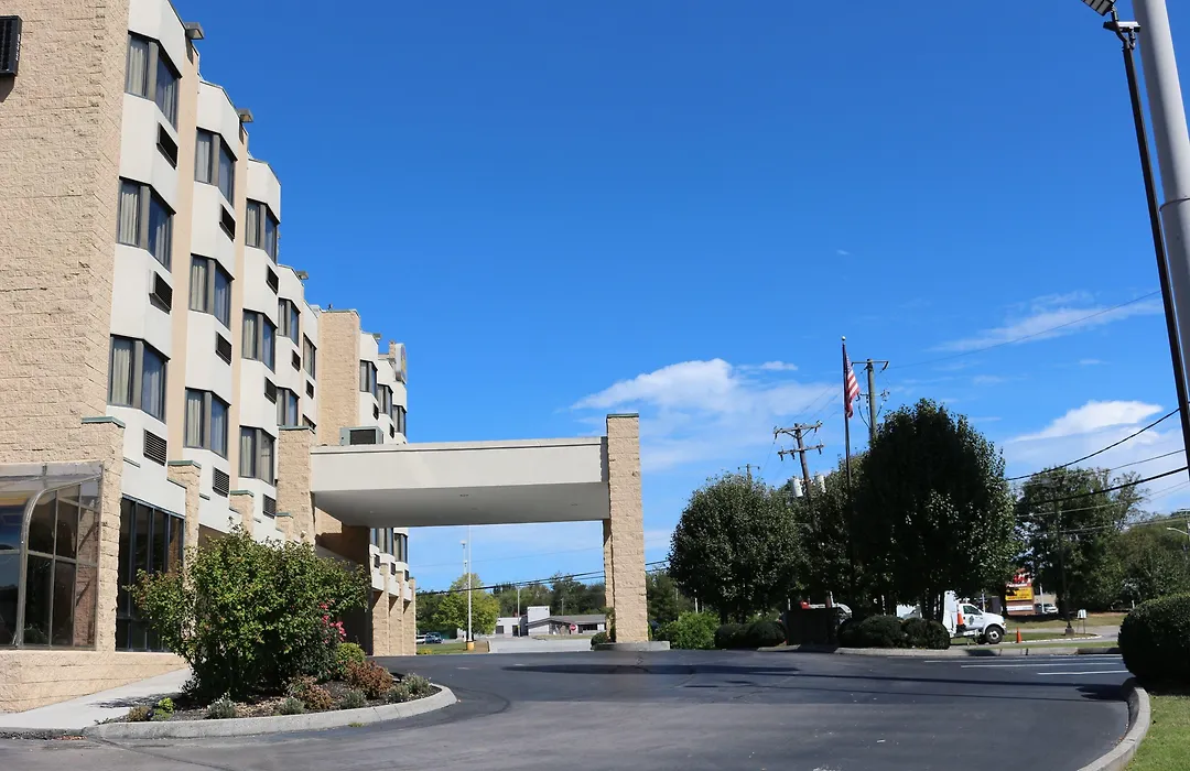 Best Western Knoxville Suites - Downtown-1