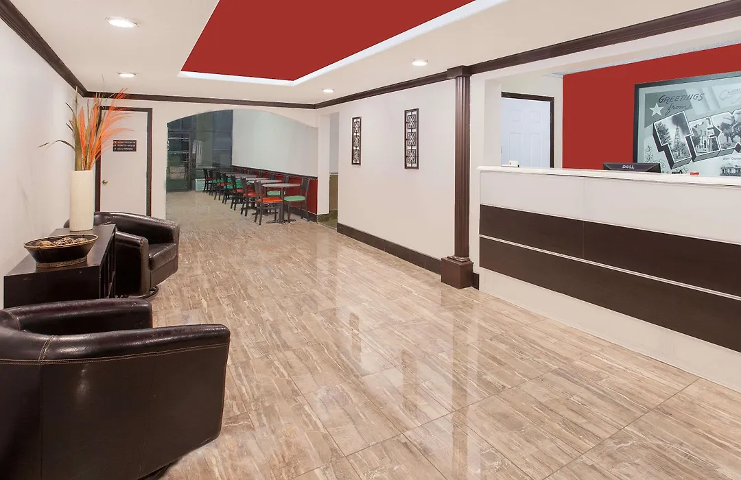 Super 8 By Wyndham Grand Prairie North-1