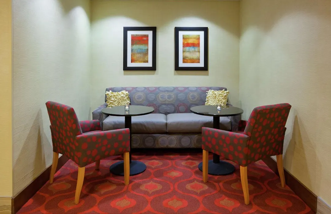 Hampton Inn Rockford-1