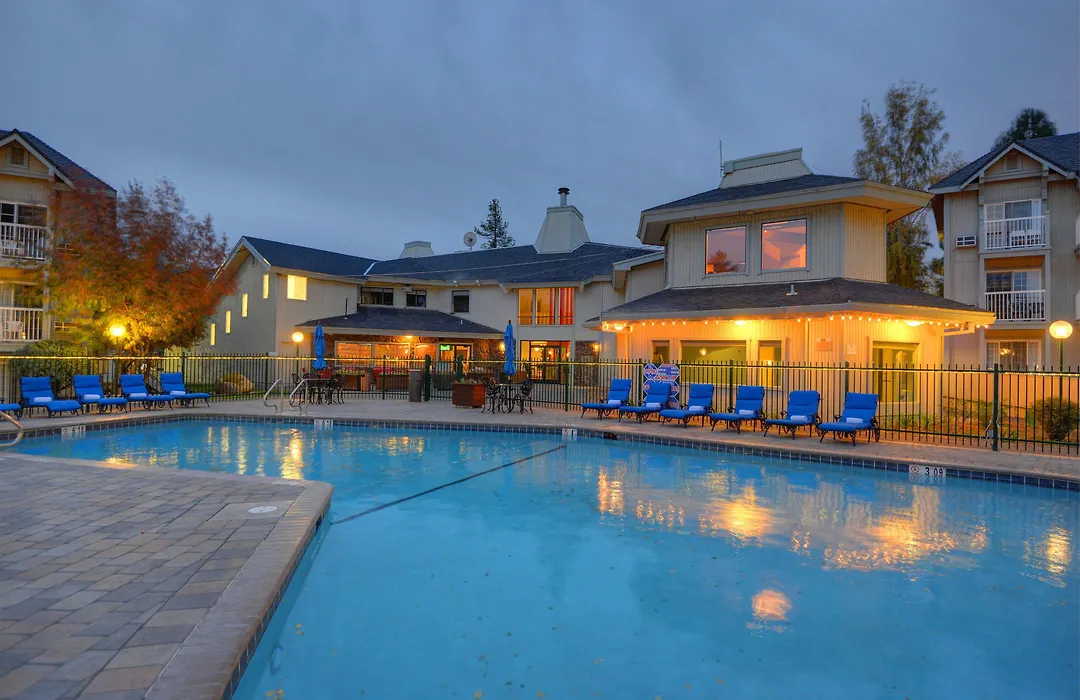 Beach Retreat & Lodge At Tahoe-1