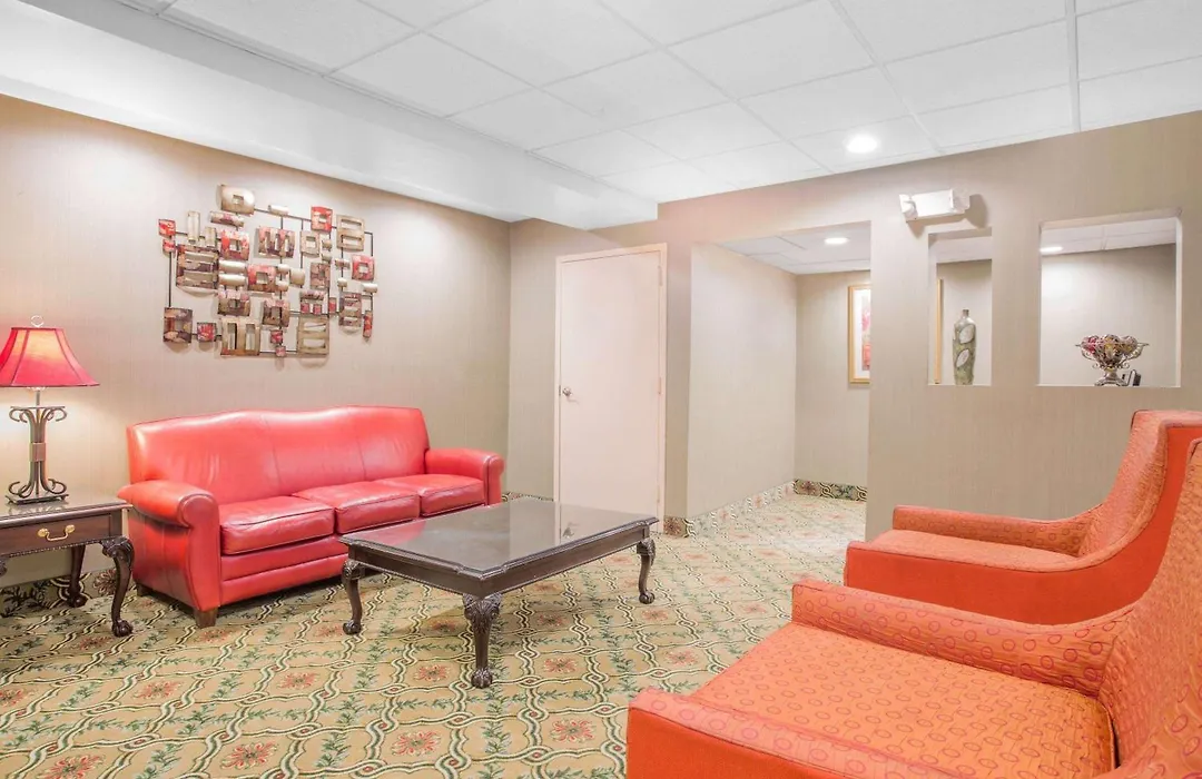 Days Inn By Wyndham Greenville-1