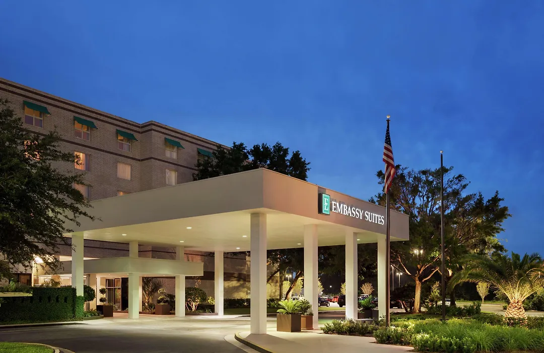 Embassy Suites Brunswick-1