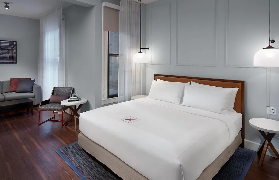 Axiom Hotel-1