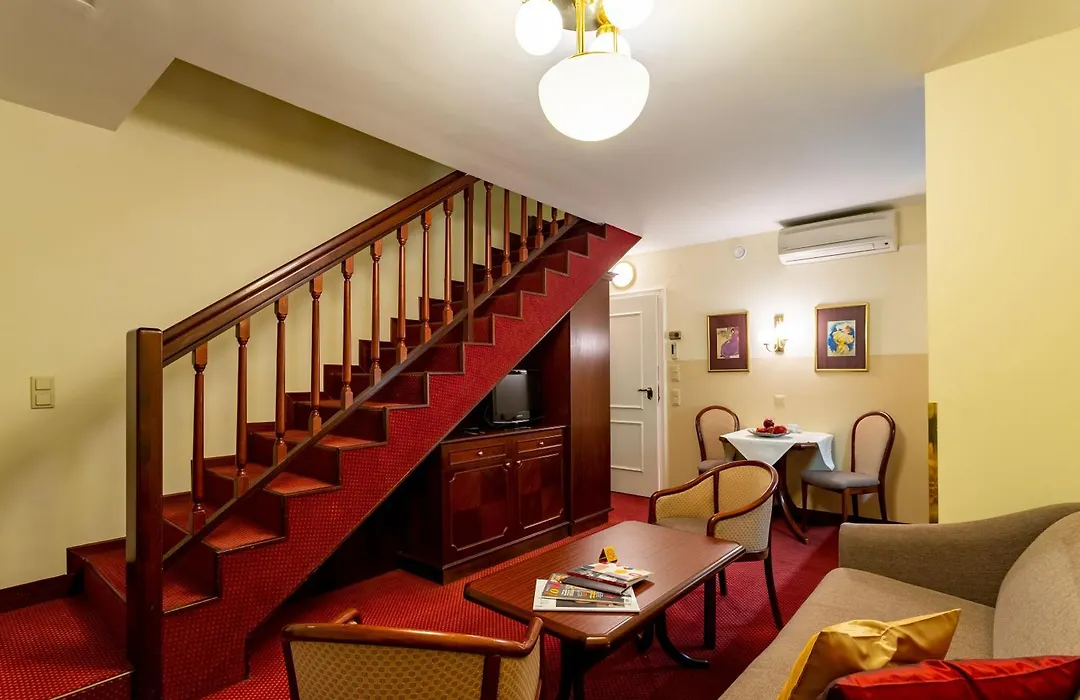 Theaterhotel & Suites Wien-1