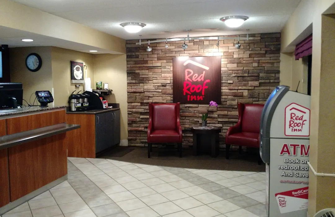 Red Roof Inn Utica-1