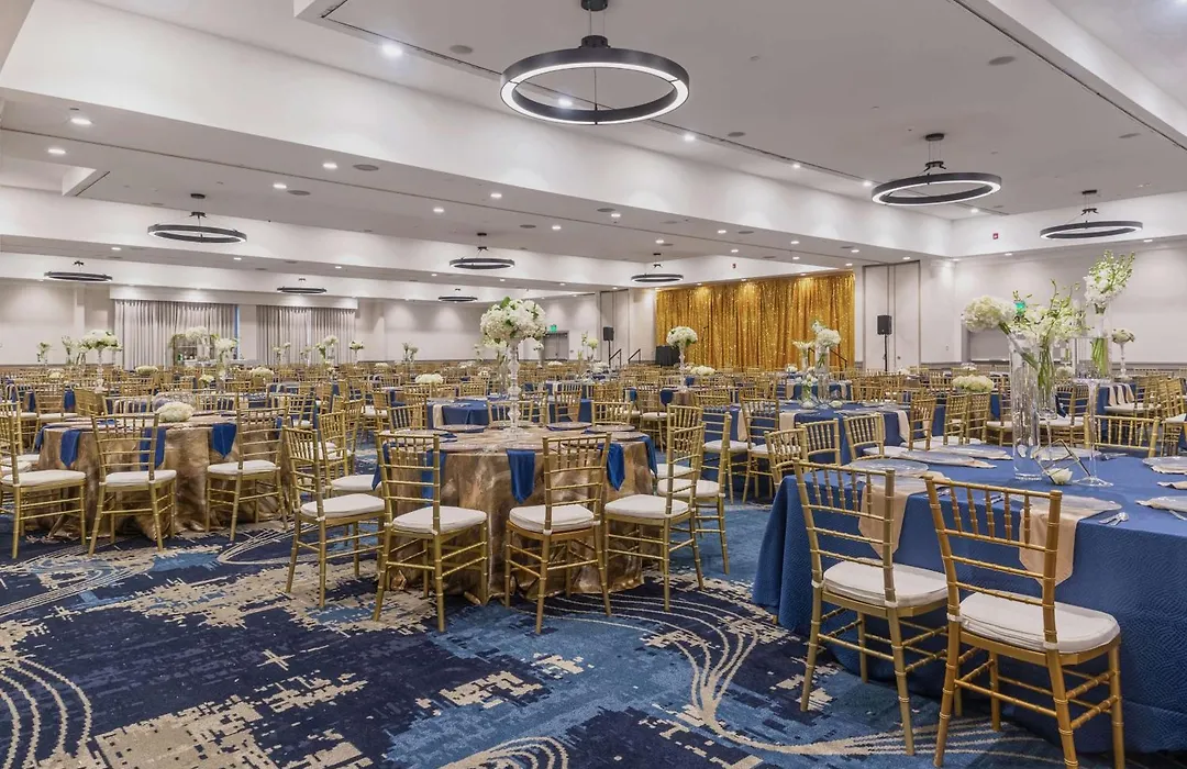 Doubletree By Hilton Bakersfield-1