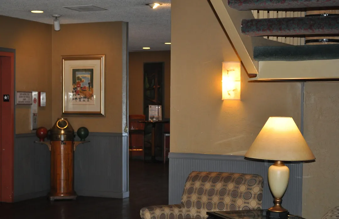 Red Lion Hotel Port Angeles Harbor-1