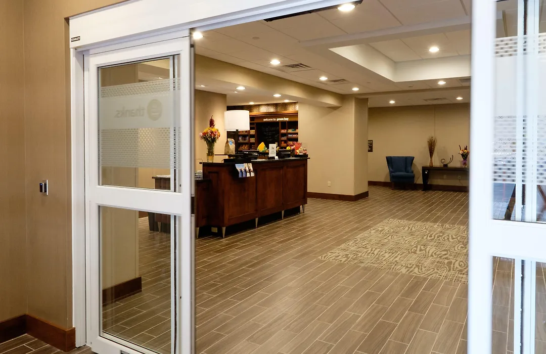 Hampton Inn Green Bay Downtown-1